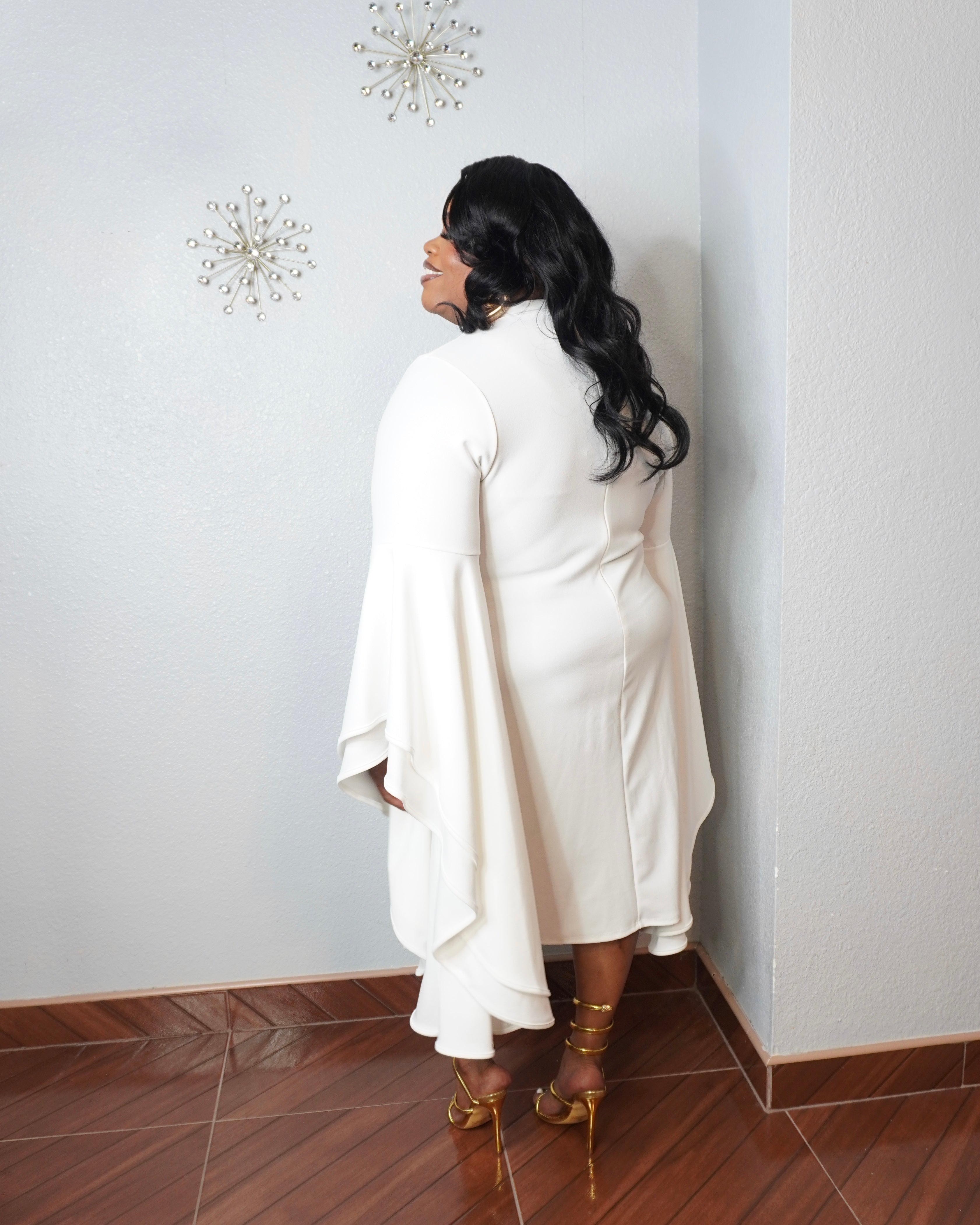 Elegant plus size statement sleeve dress