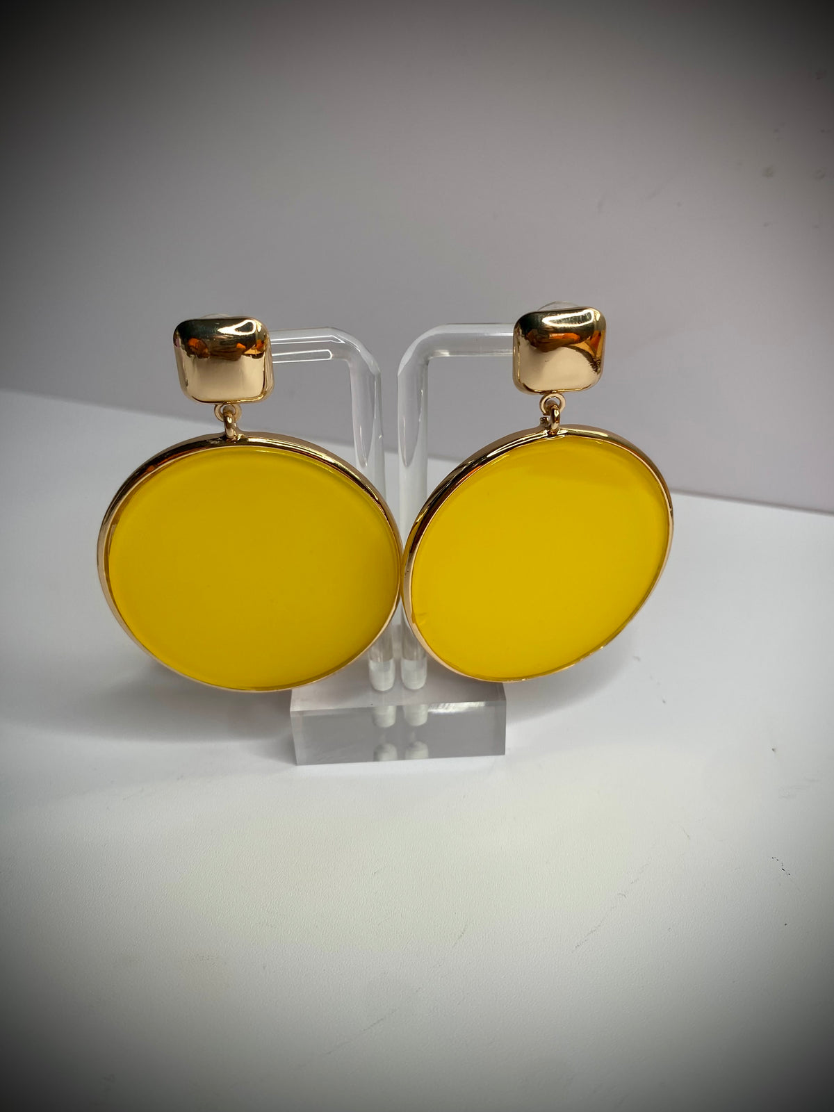 Color Round Earrings