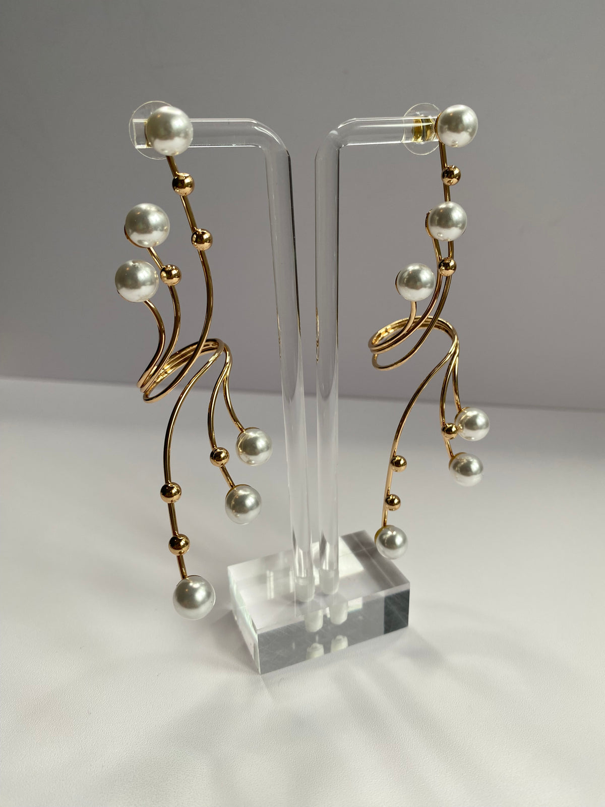 Long Swirl Pearl Earrings