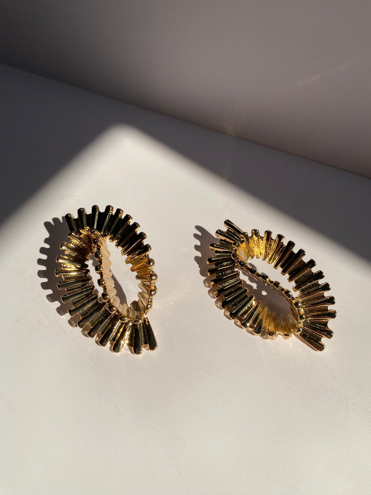 Swirl Rigged Earrings